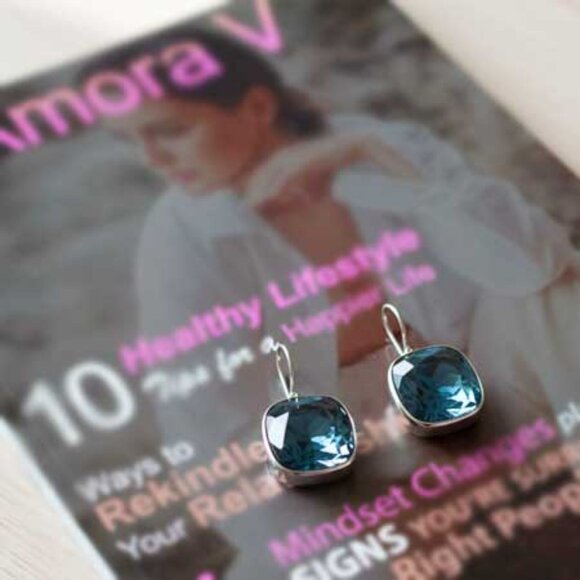 2/$40 Ladies Blue Platinum Earrings - Picture 4 of 9